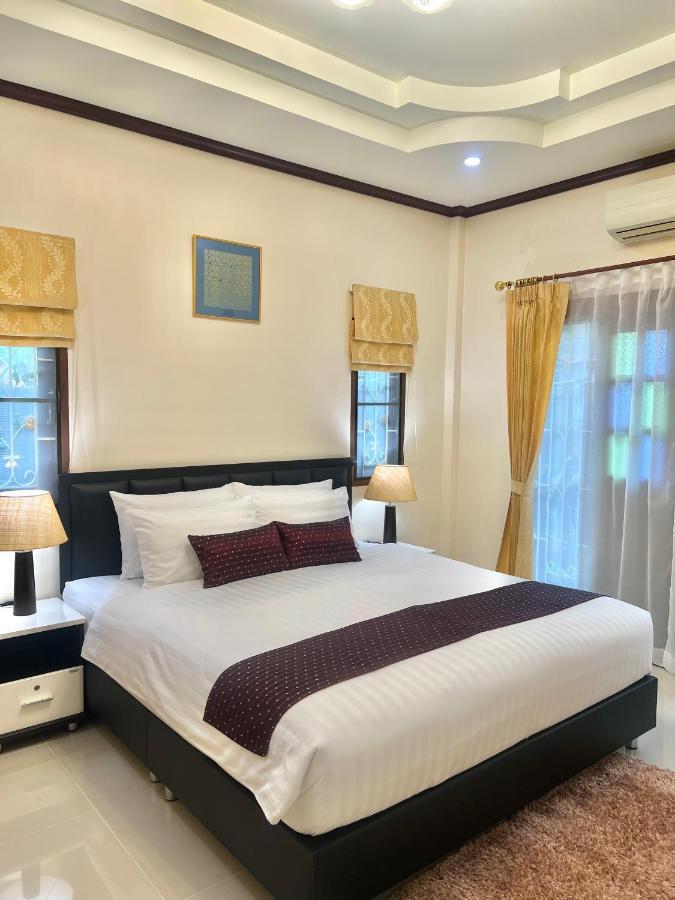 Malinee Villa Phuket Bangtau-part Kültér fotó