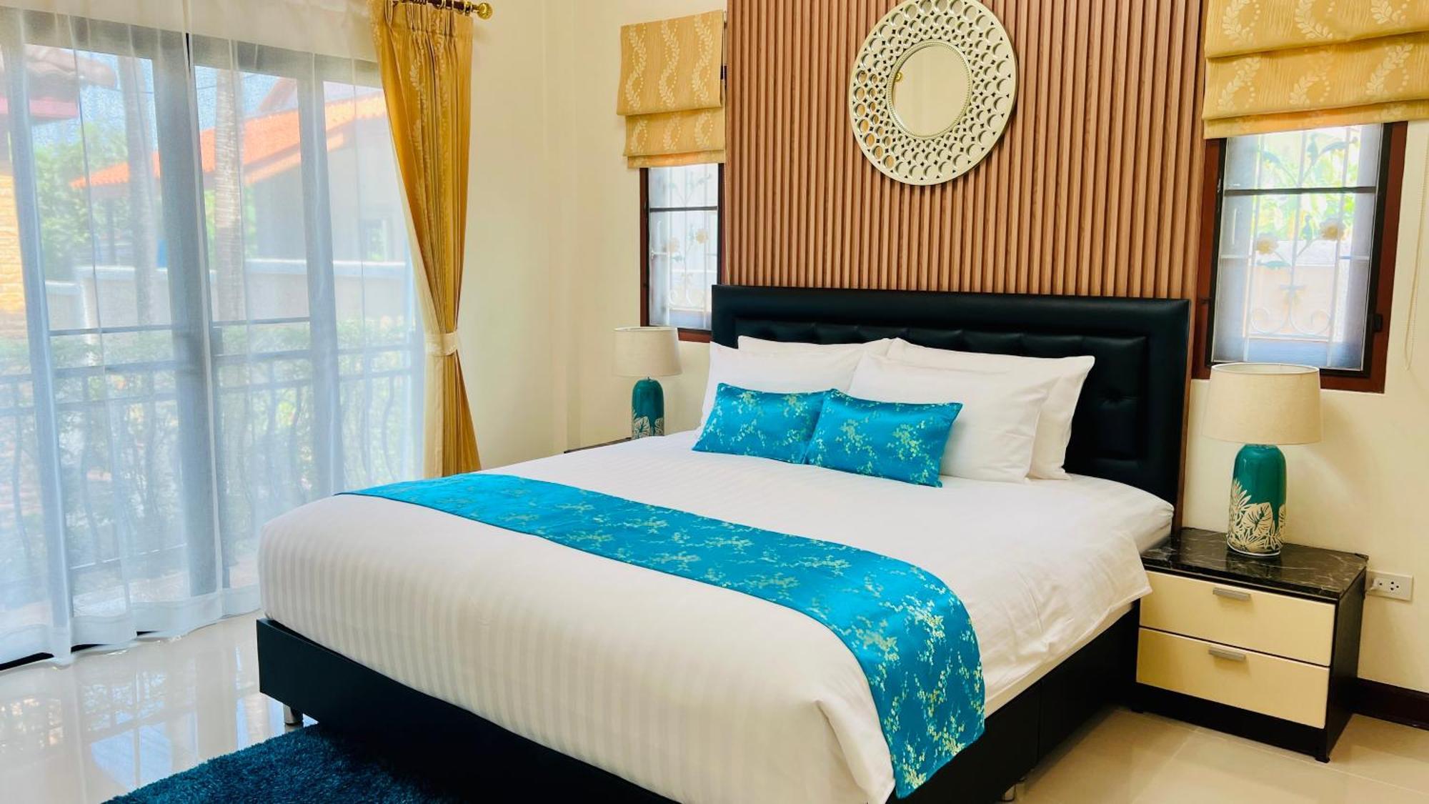 Malinee Villa Phuket Bangtau-part Kültér fotó