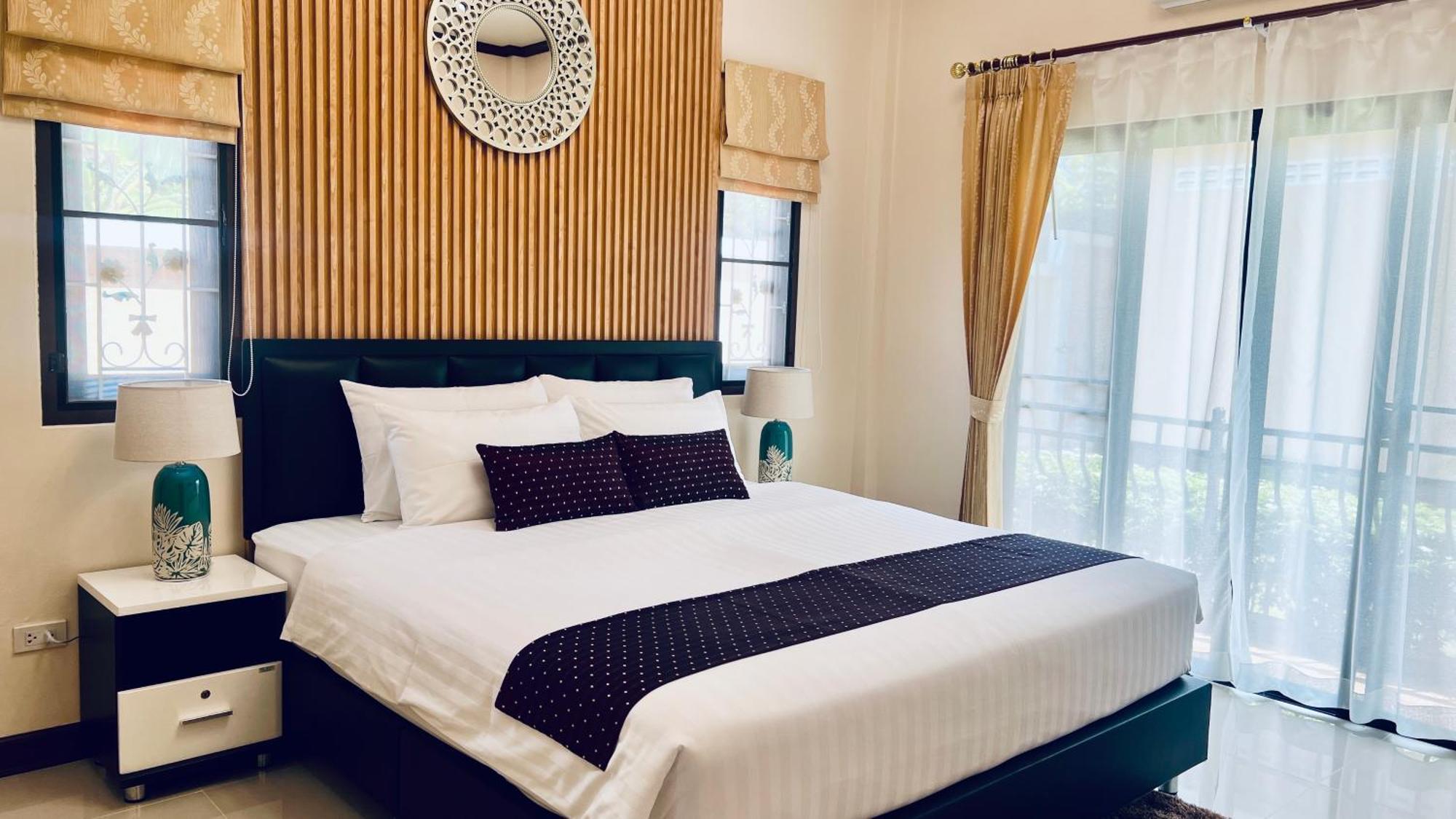 Malinee Villa Phuket Bangtau-part Kültér fotó